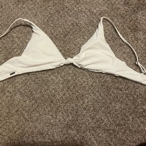 O’Neill bikini top